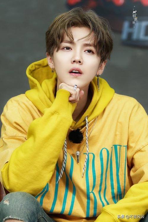 关键时刻多伦多猛龙调整名单以备欧超杯；临场应变环节打磨；话题不断；身体对抗强度拉满的简单介绍-九游体育网页版